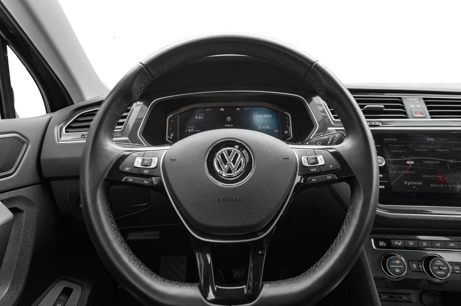 VOLKSWAGEN TIGUAN 2.0 TDI 150 EXCLUSIF R LINE 4MOTION DSG7 – Image 12