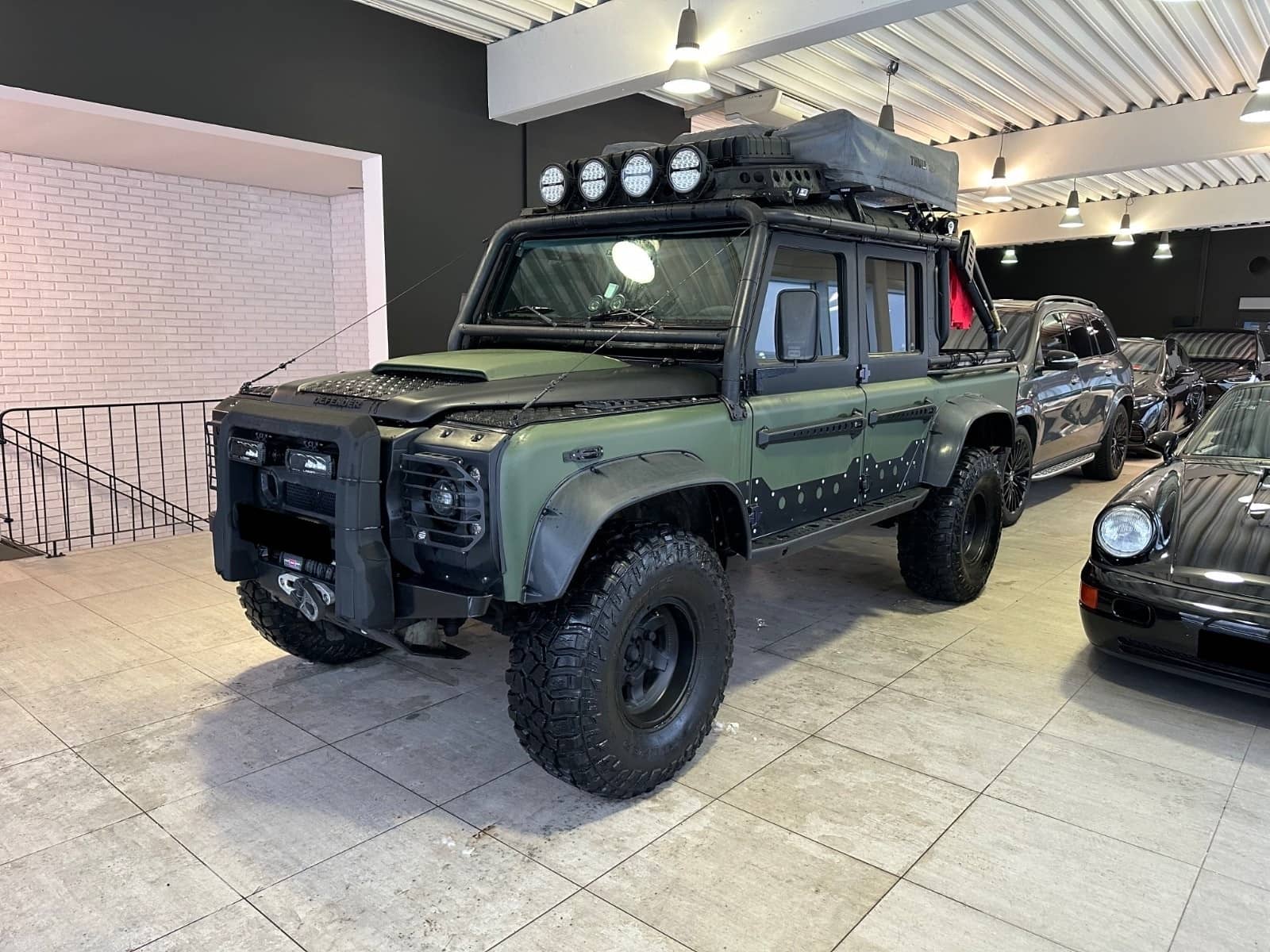 LAND ROVER DEFENDER 110 STATION WAGON TD5